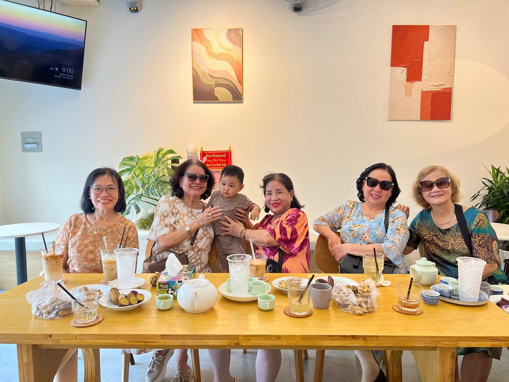 Khoảnh khắc khách ghé Quán của Phúc 5